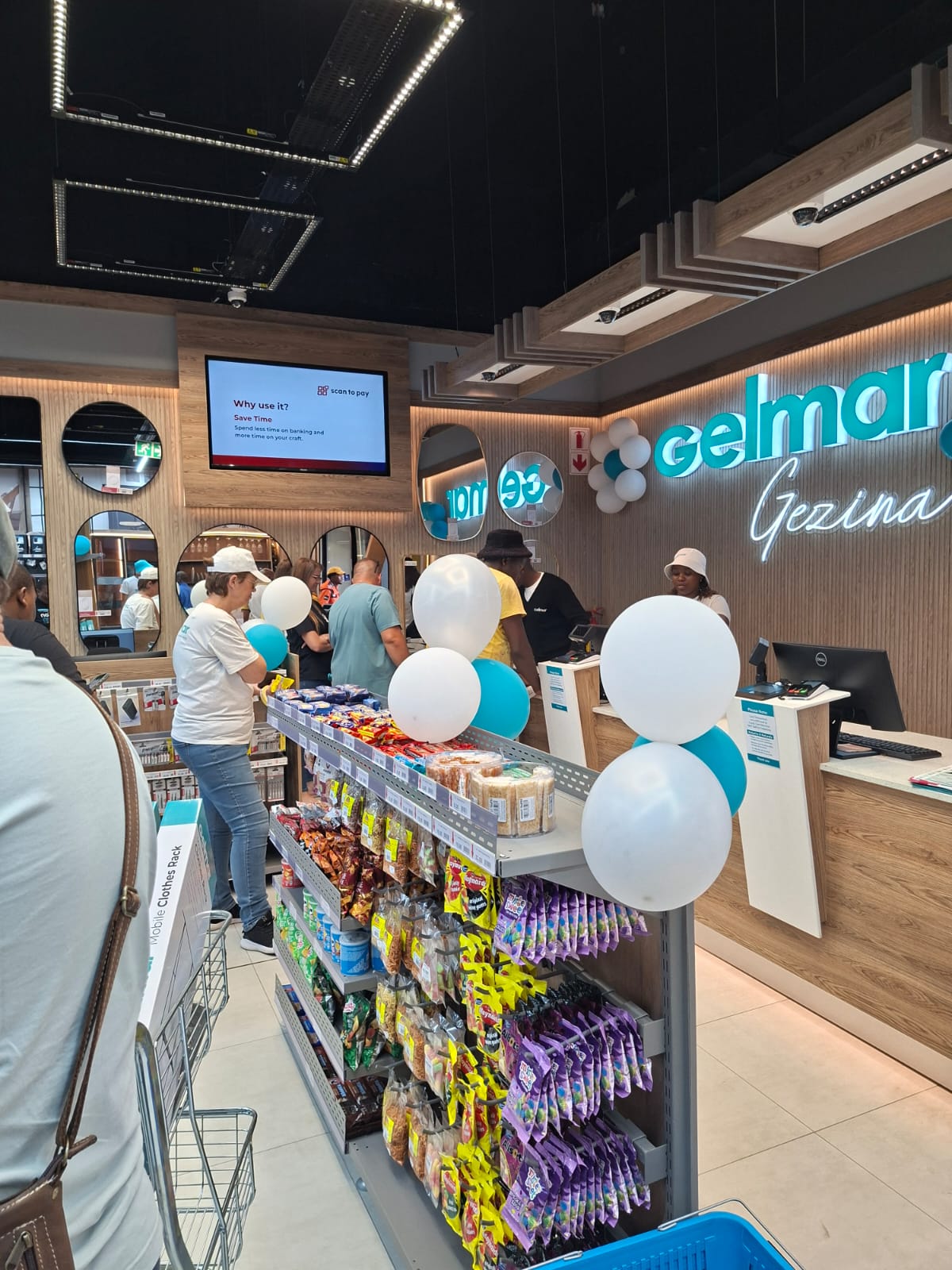 Inside Gelmar Gezina